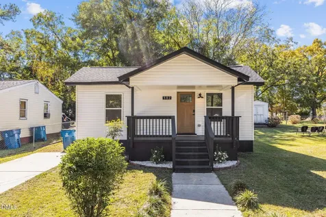 502 E Cleveland Street Dunn NC 28334