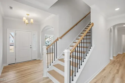 8 Bee Balm Court Youngsville NC 27596