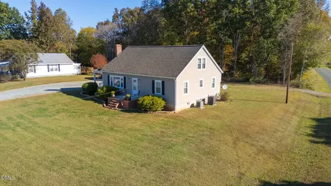3307 Altamahaw Church Street Elon NC 27244