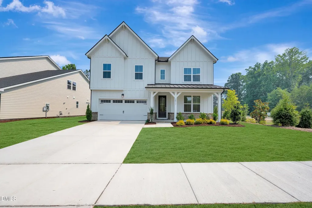 2511 Vetrina Way Apex NC 27502