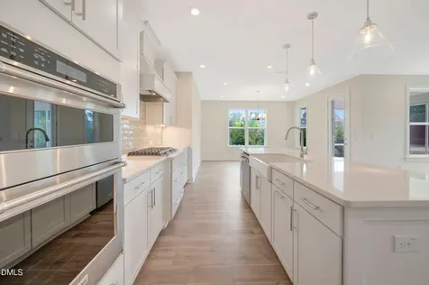 2511 Vetrina Way Apex NC 27502