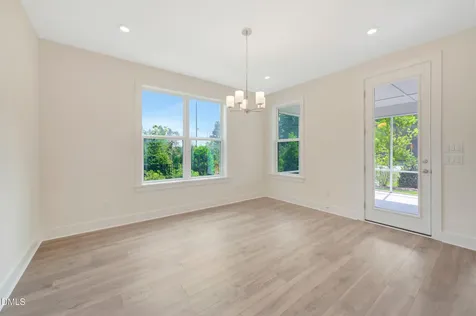2511 Vetrina Way Apex NC 27502