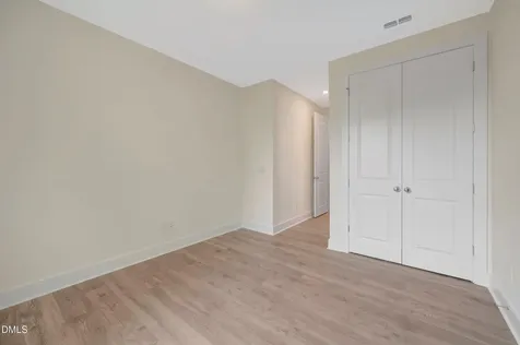 2511 Vetrina Way Apex NC 27502