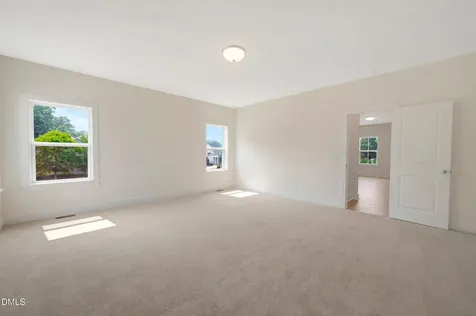 2511 Vetrina Way Apex NC 27502