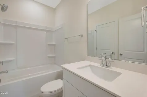 2511 Vetrina Way Apex NC 27502
