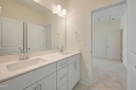 2511 Vetrina Way Apex NC 27502