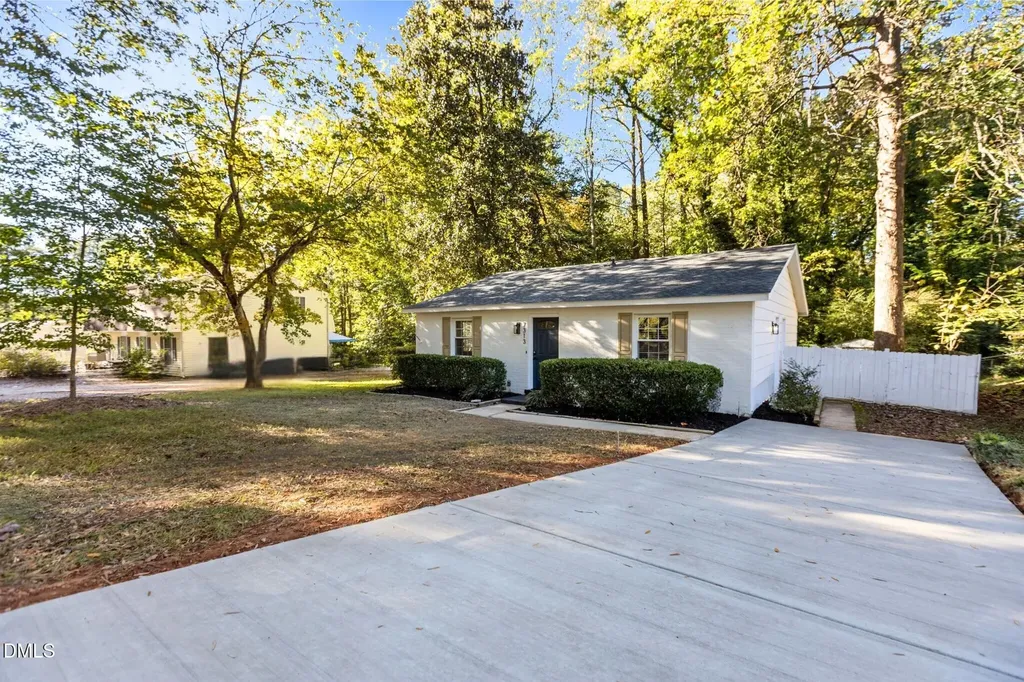 7313 Longstreet Drive Raleigh NC 27615