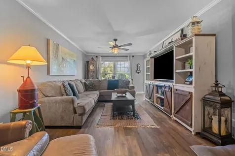 326 Country Way Sanford NC 27332