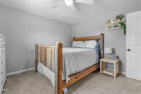 326 Country Way Sanford NC 27332