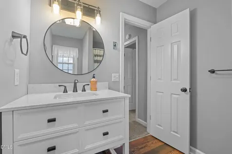 326 Country Way Sanford NC 27332