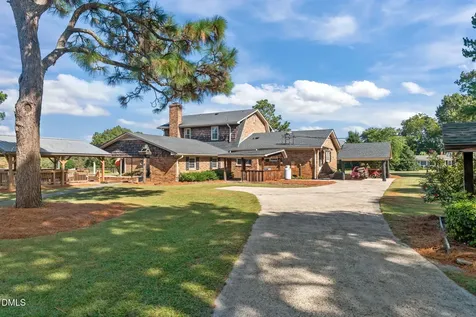 326 Country Way Sanford NC 27332