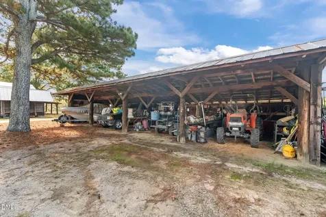 326 Country Way Sanford NC 27332
