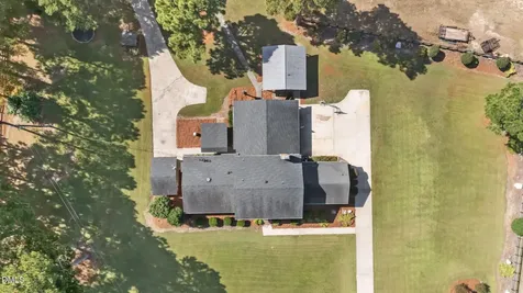 326 Country Way Sanford NC 27332