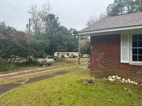3612 Doc Bennett Road Fayetteville NC 28306