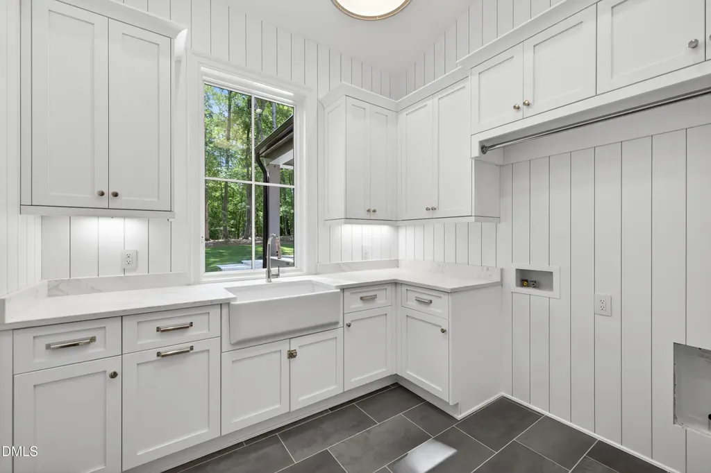 6508 Sanctuary Falls Drive Raleigh NC 27614