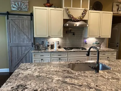 1612 Font Hills Lane Knightdale NC 27545