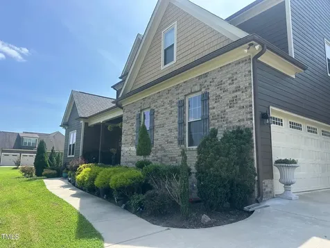 1612 Font Hills Lane Knightdale NC 27545