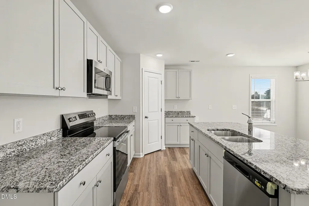 40 E Emily Gardens Drive Selma NC 27576