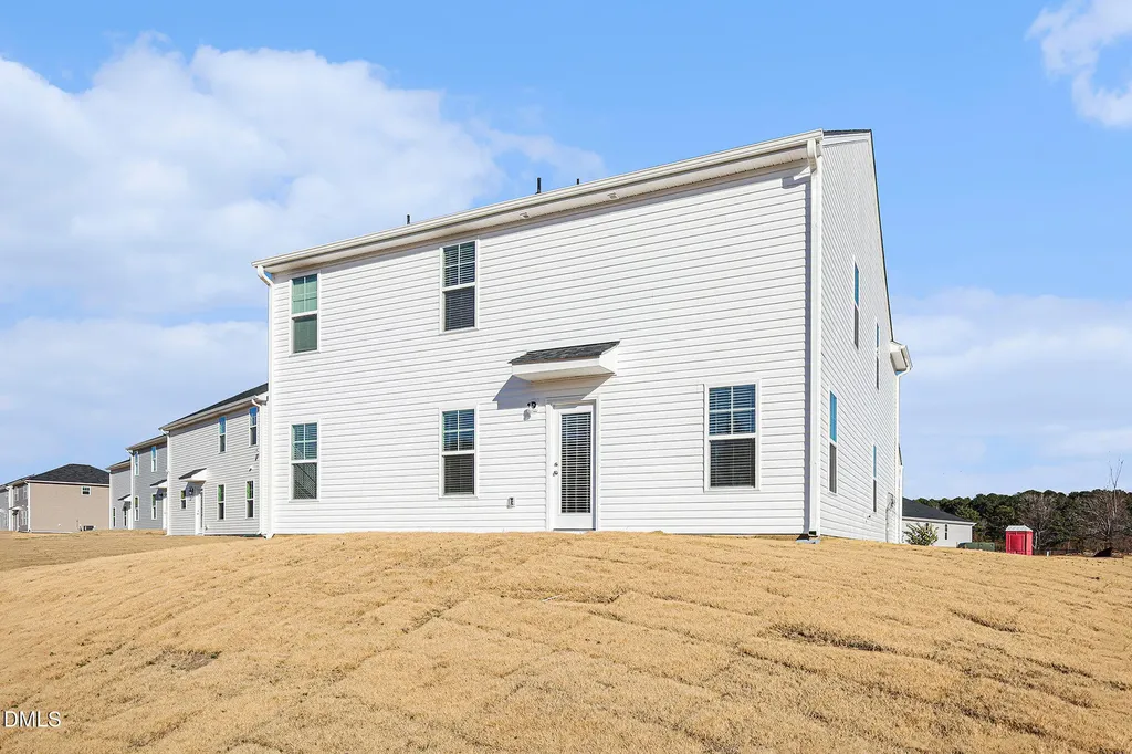 40 E Emily Gardens Drive Selma NC 27576