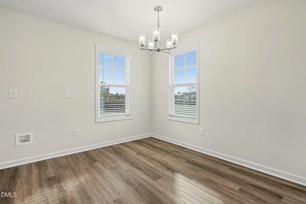 40 E Emily Gardens Drive Selma NC 27576
