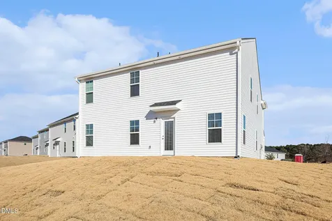 40 E Emily Gardens Drive Selma NC 27576
