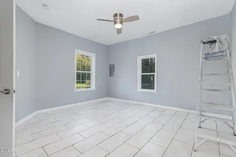 810 Vaughan Street Henderson NC 27536