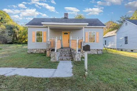 810 Vaughan Street Henderson NC 27536