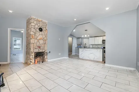 810 Vaughan Street Henderson NC 27536