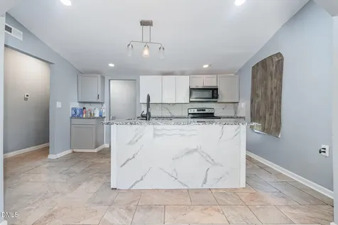 810 Vaughan Street Henderson NC 27536