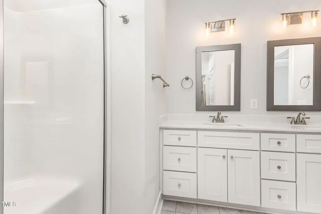 58 Royal Avenue Selma NC 27576