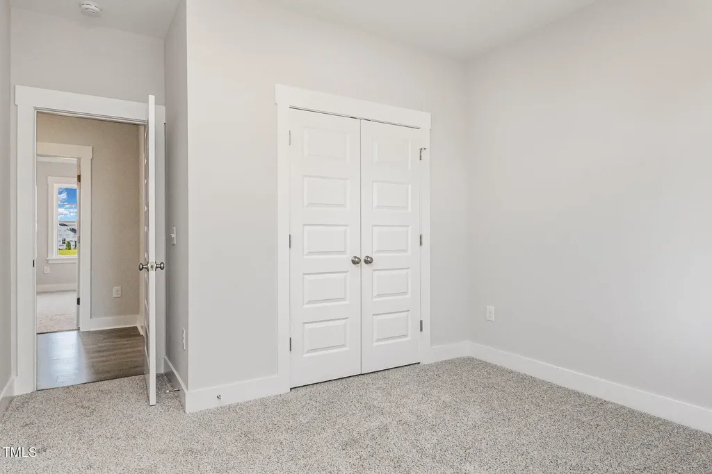 58 Royal Avenue Selma NC 27576