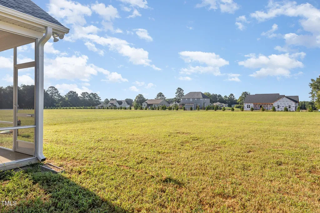 58 Royal Avenue Selma NC 27576