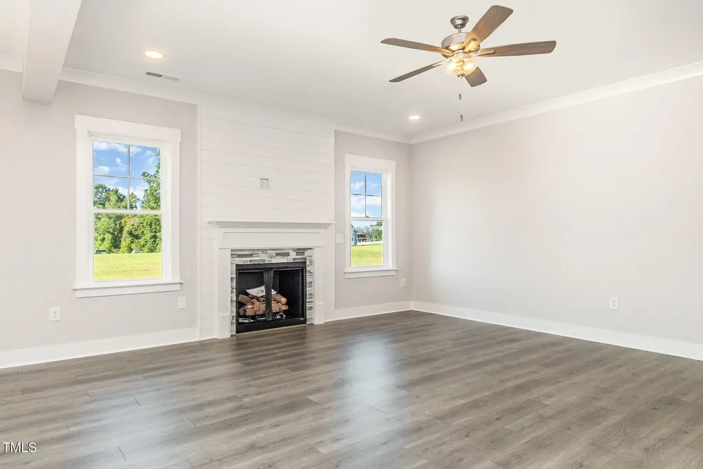 58 Royal Avenue Selma NC 27576