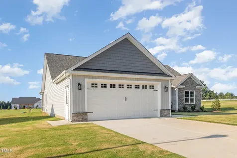 58 Royal Avenue Selma NC 27576