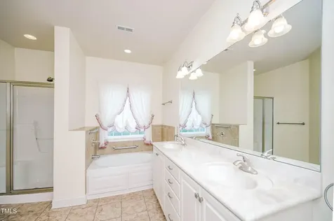 128 Crescent Drive Dunn NC 28334