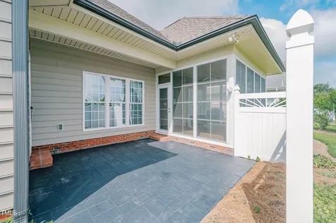 128 Crescent Drive Dunn NC 28334