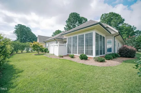 128 Crescent Drive Dunn NC 28334