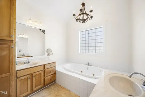 3337 Scarlet Oak Drive Mebane NC 27302