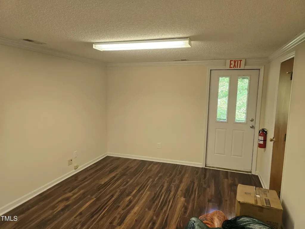 3300 Nc54 Chapel Hill NC 27516
