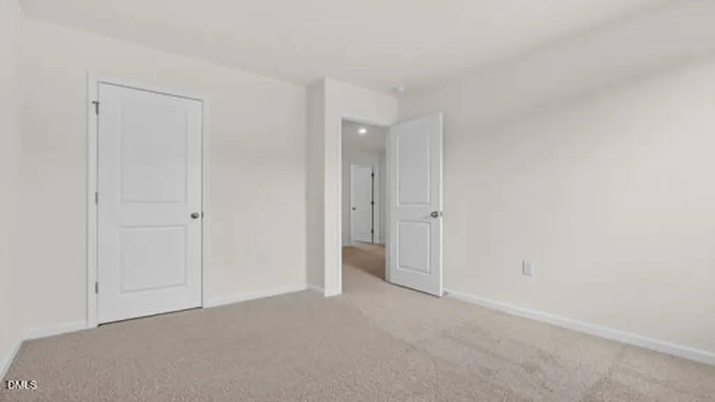31 Saddle Mare Street Clayton NC 27520