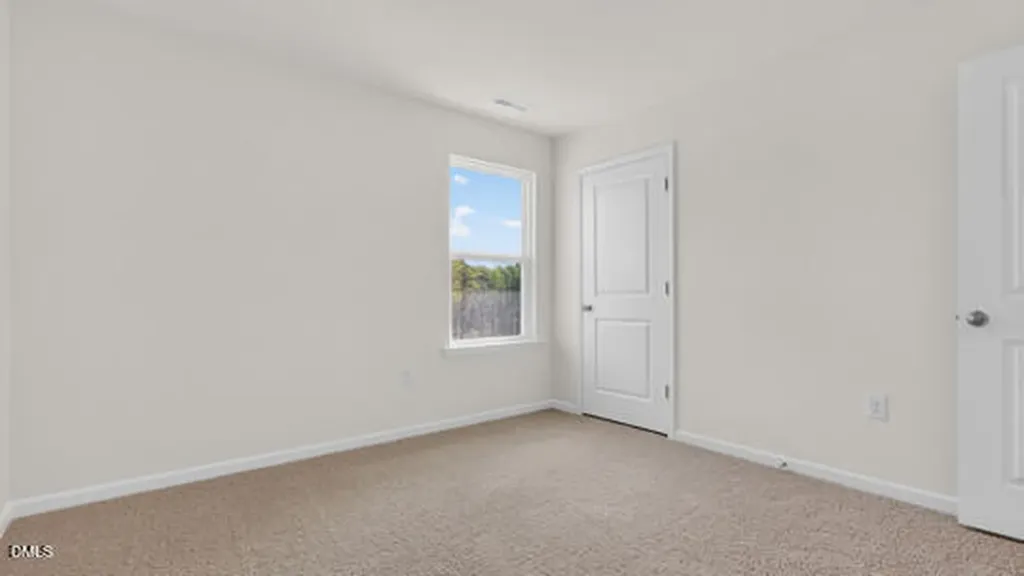 31 Saddle Mare Street Clayton NC 27520