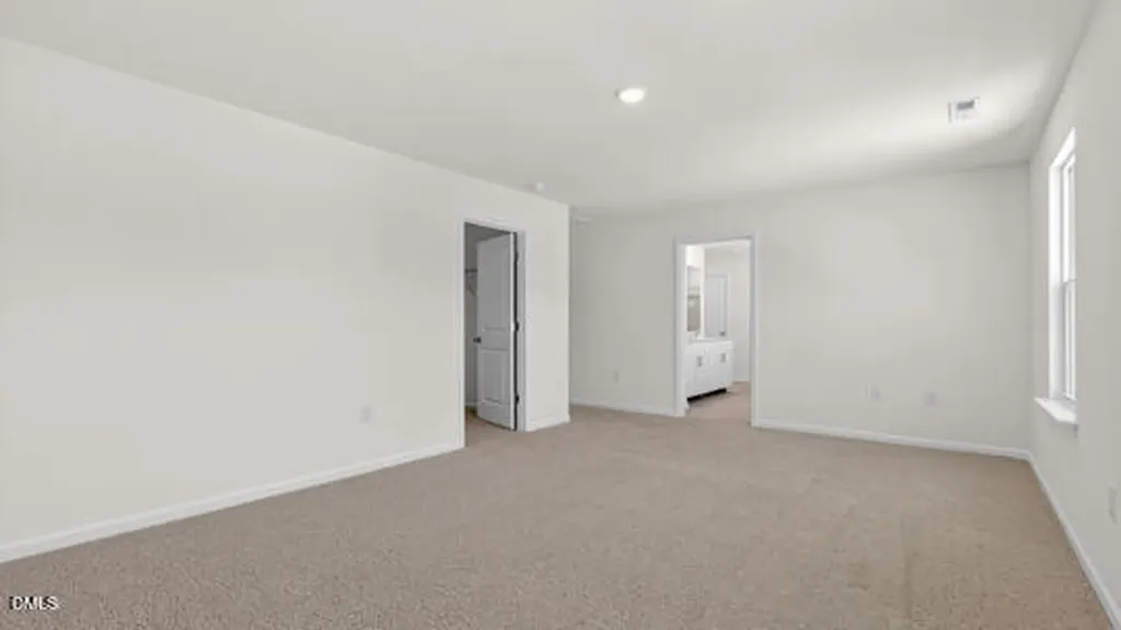 31 Saddle Mare Street Clayton NC 27520