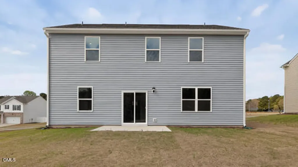 31 Saddle Mare Street Clayton NC 27520