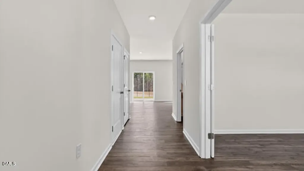 31 Saddle Mare Street Clayton NC 27520