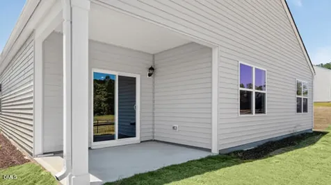 71 Saddle Mare Street Clayton NC 27520