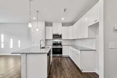 527 Eversden Drive Zebulon NC 27597
