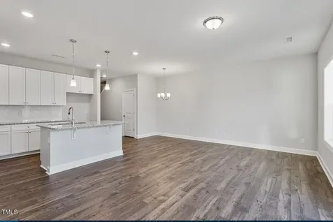 527 Eversden Drive Zebulon NC 27597