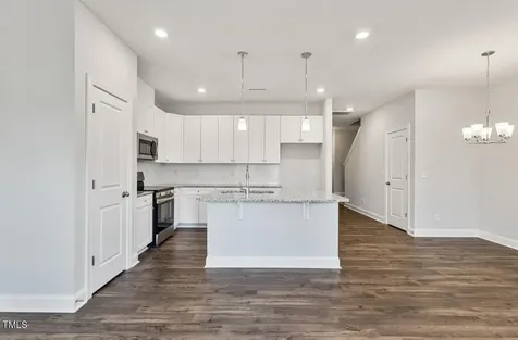 527 Eversden Drive Zebulon NC 27597