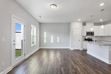 527 Eversden Drive Zebulon NC 27597