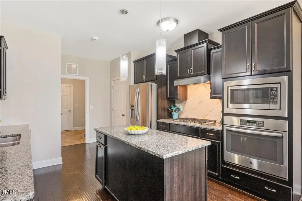 610 Silk Tree Fuquay Varina NC 27526